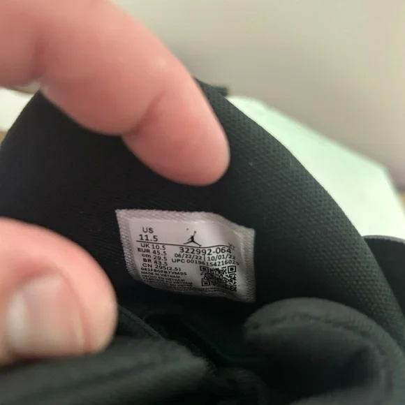 JORDAN 6 RINGS - Picture 9 of 15